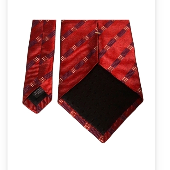Van Heusen Red Silk Geometric Repp Tie 57 x 4 - Picture 4 of 6